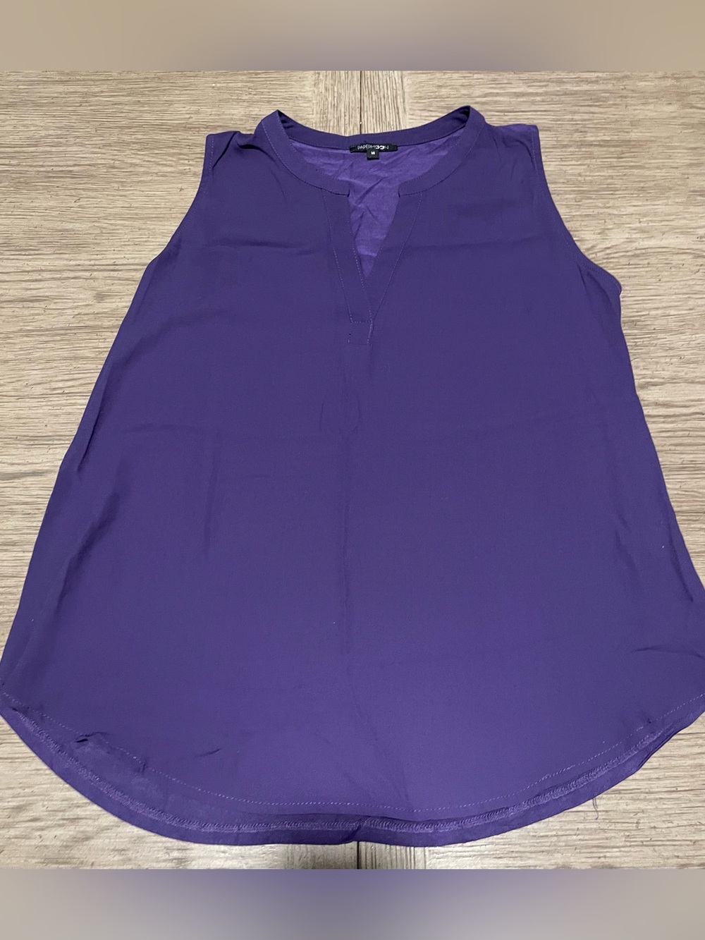 Papermoon women’s sleeveless top, medium, purple, 18”x25”.